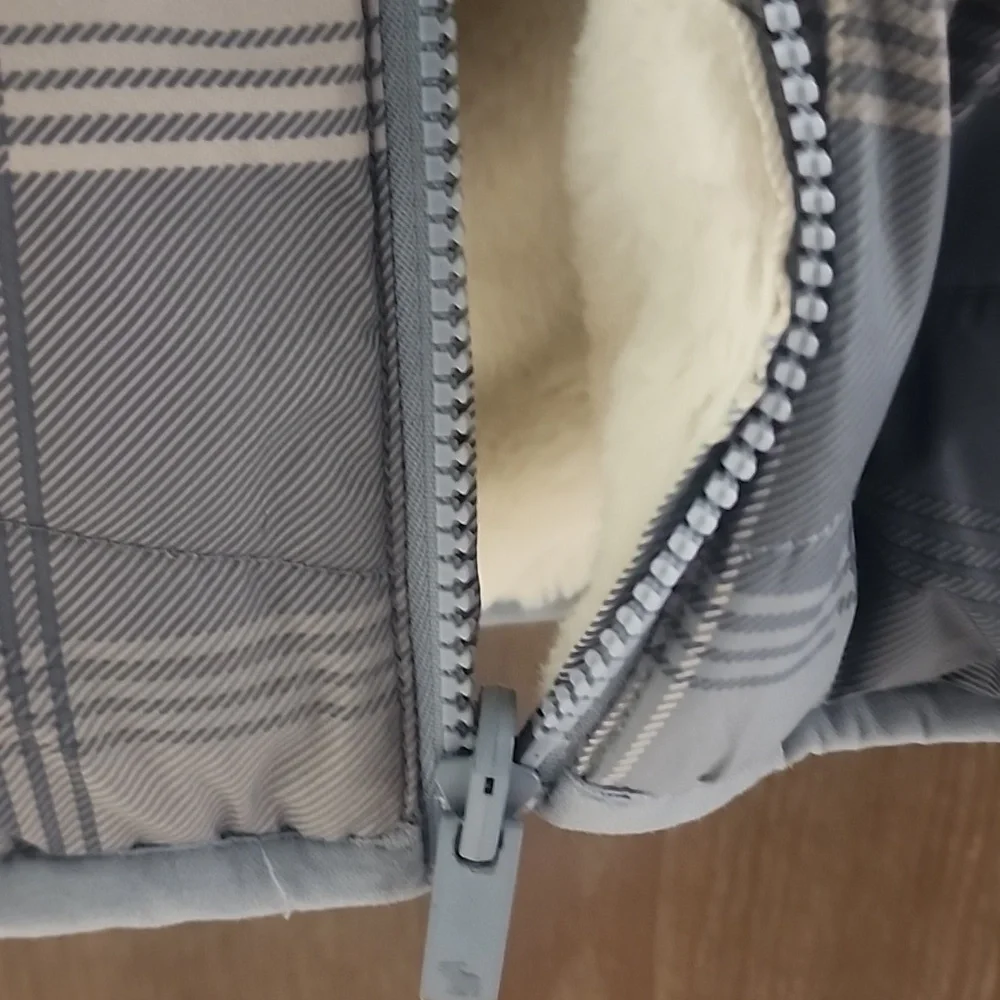 Abercrombie & Fitch Blue Plaid Cozy Puffer, Reversable